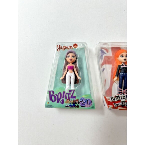Bratz Minis Mini Verse Cameron Yasmin Cloe 20 Yearz & London Editions Lot Of 3 - Picture 5 of 9